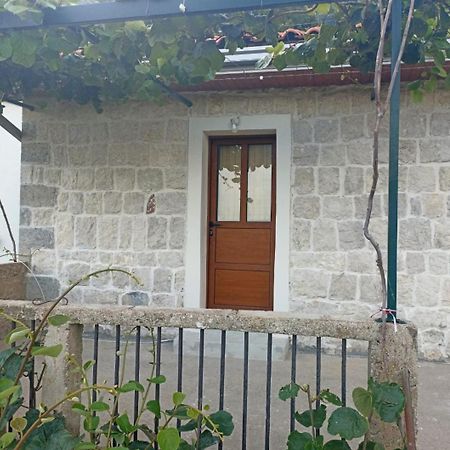 Rustic Stone House Vila Bar Exterior foto