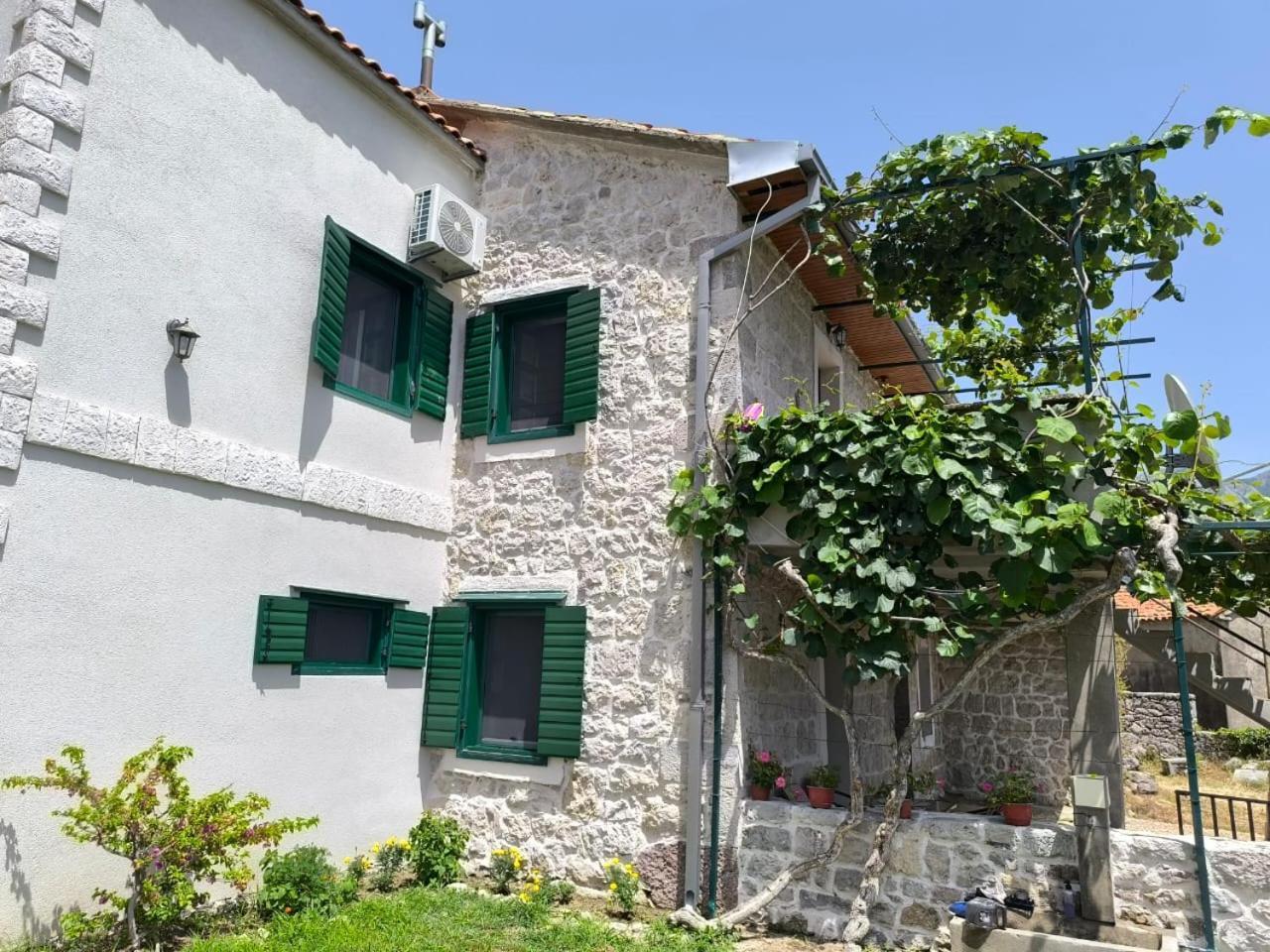 Rustic Stone House Vila Bar Exterior foto