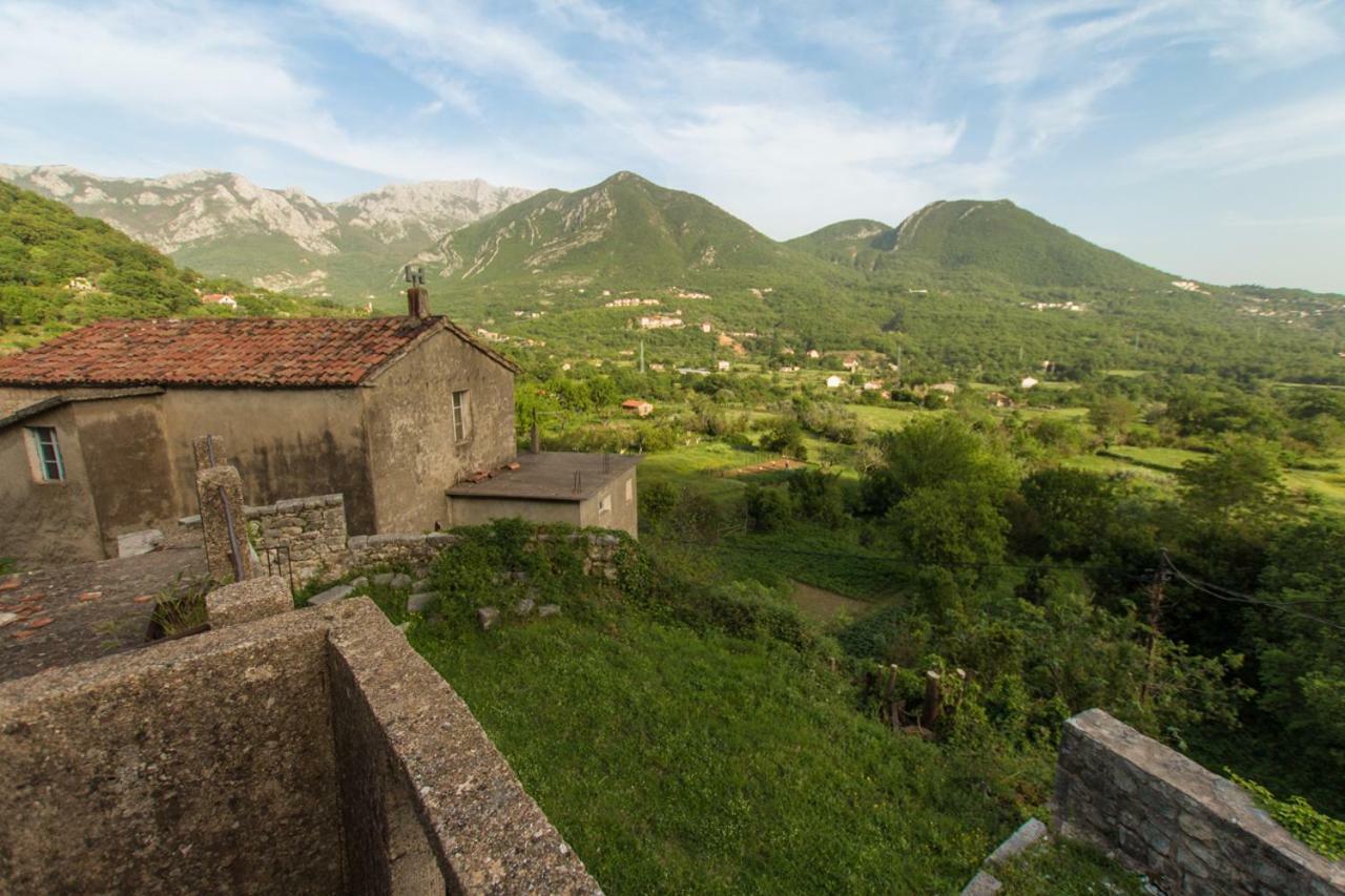 Rustic Stone House Vila Bar Exterior foto